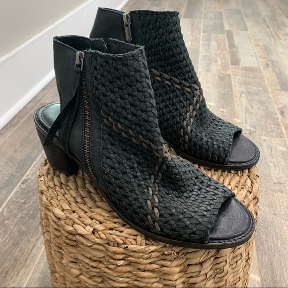 Sam Edelman Shoes - Sam Edelman Slingback Cooper Woven Leather Peeptoe Sandals